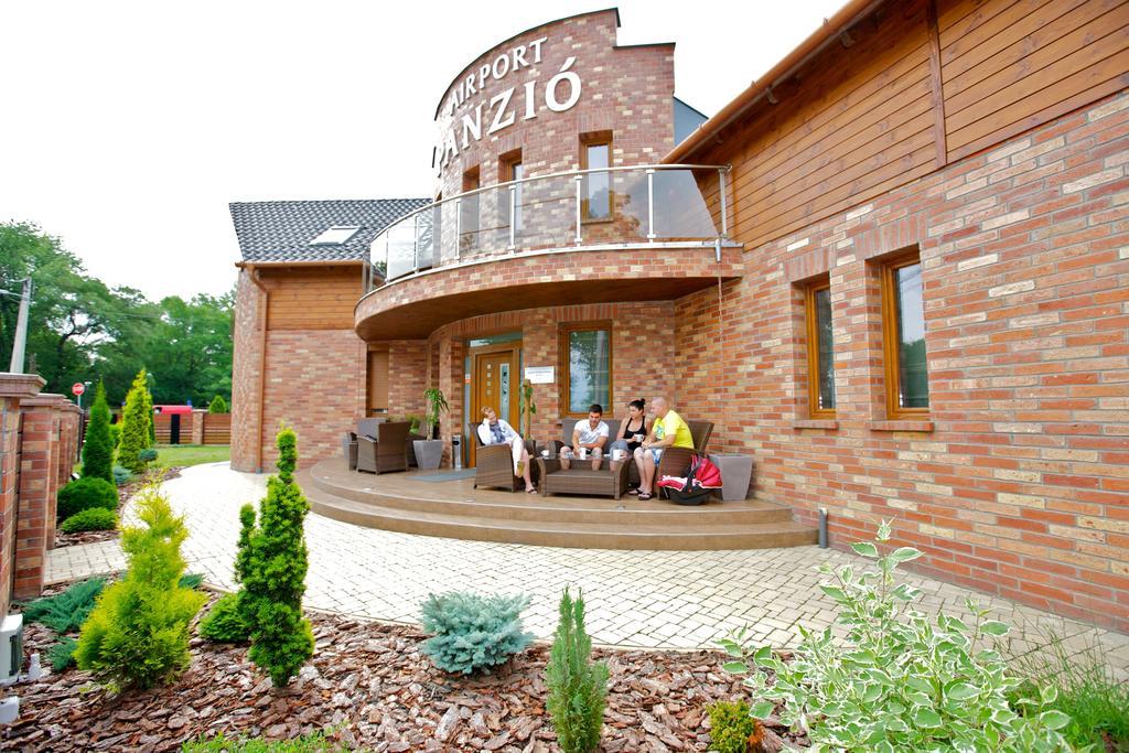Pensiune Airport Wellness Panzio 2*