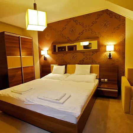 Airport Wellness Panzio Hotel Hajduszoboszlo Exterior photo