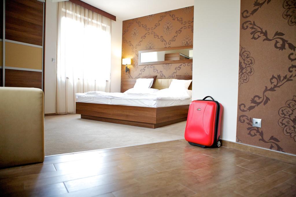 Guest house Airport Wellness Panzio